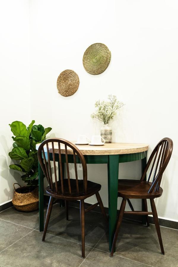 Mecozy Apartel Ho Chi Minh City Exterior photo